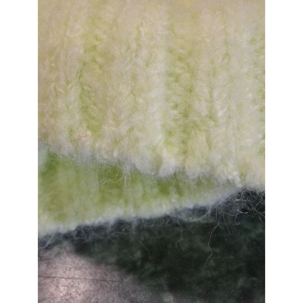 American Eagle Whoa So Soft Cable Knit Sweater in Lime (Neon) Size LG NEW NWT - Picture 11 of 13